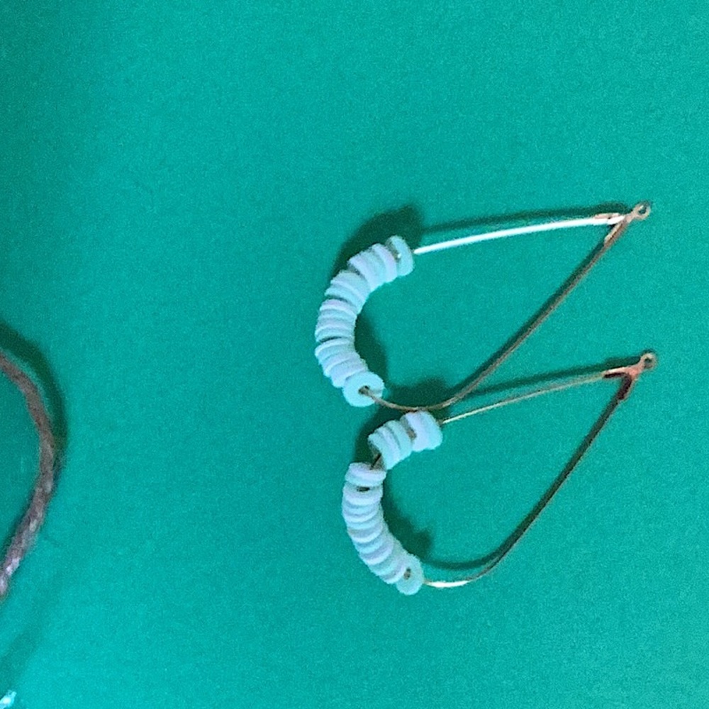 Earrings medium white and green $12.00